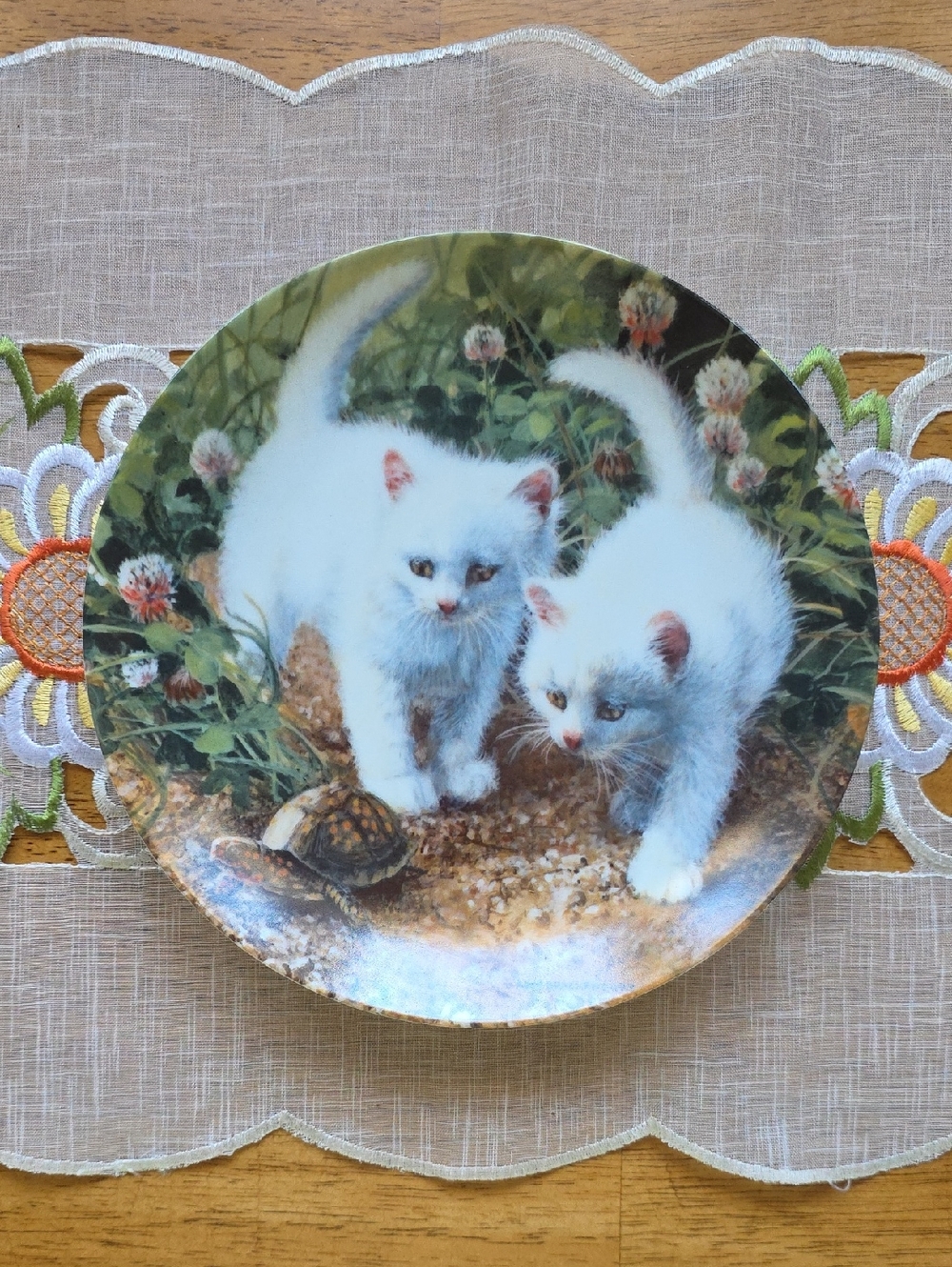 1987 White Kittens Collectors Plate 'A Chance Meeting' Vintage Signed By Artist